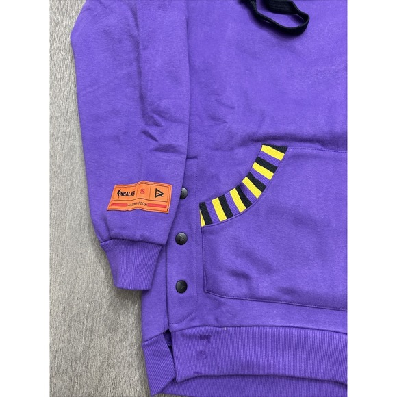 Los Angeles Lakers Sweater Women S Perfectly Oversized Team Pullover Hoodie - Picture 4 of 11